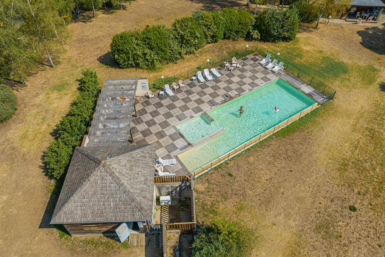 Les Chalets De Booz Saint-Germain-du-Teil Exterior foto